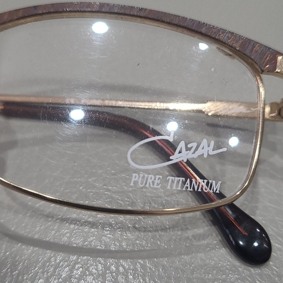 New Cazal titanium eyewear - Picture 2 of 7